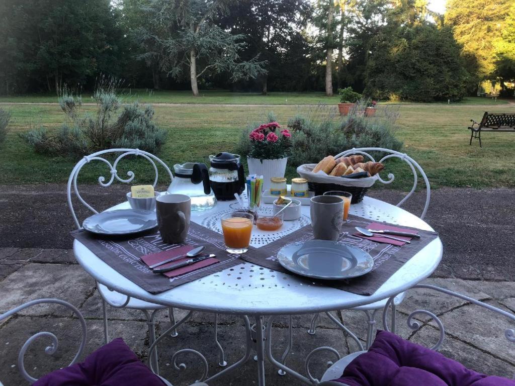 Domaine Des Ifs Bed and Breakfast Le Pin  Exteriör bild