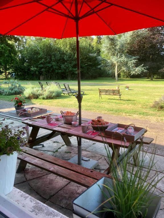 Domaine Des Ifs Bed and Breakfast Le Pin  Exteriör bild