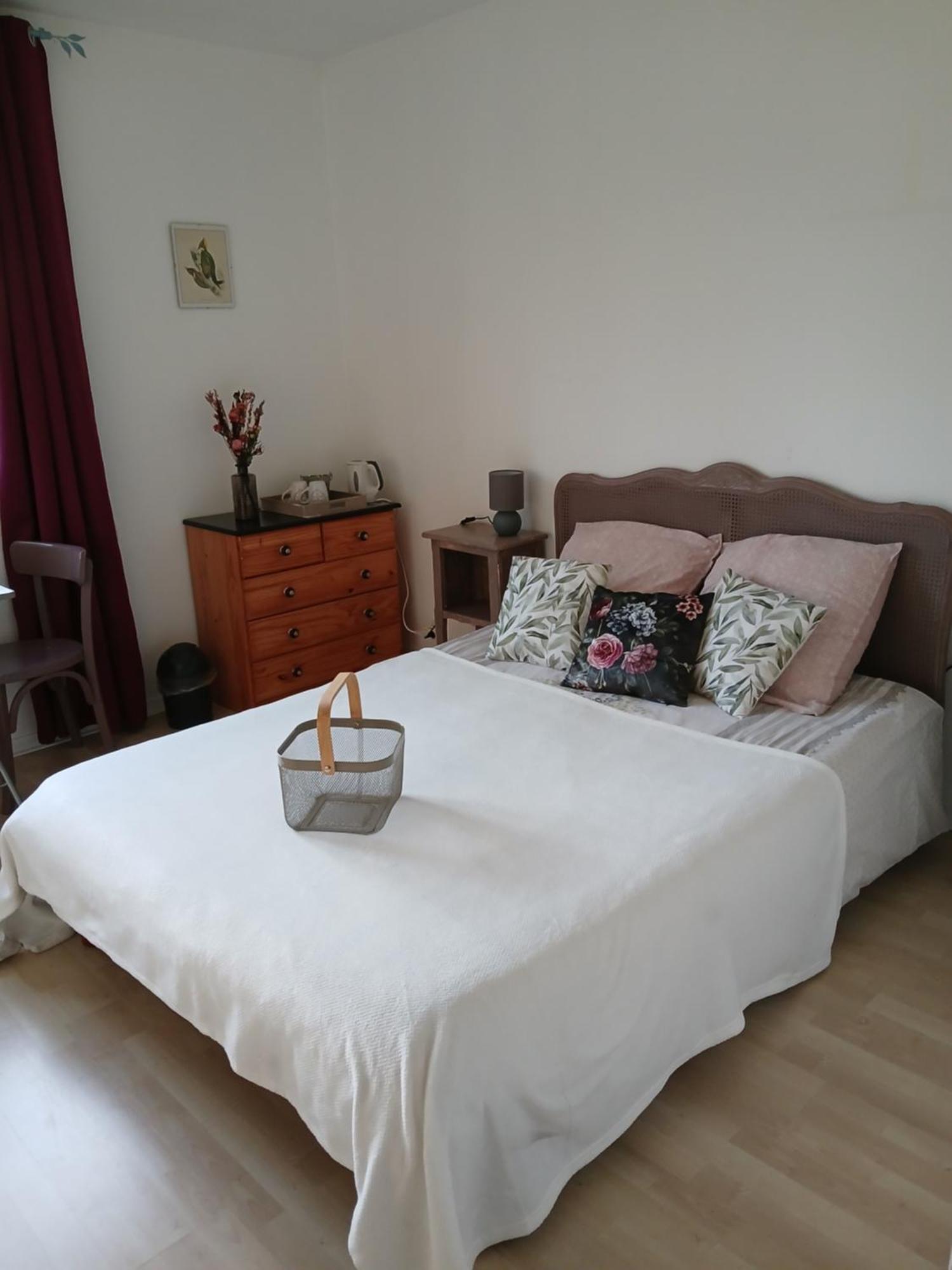 Domaine Des Ifs Bed and Breakfast Le Pin  Exteriör bild